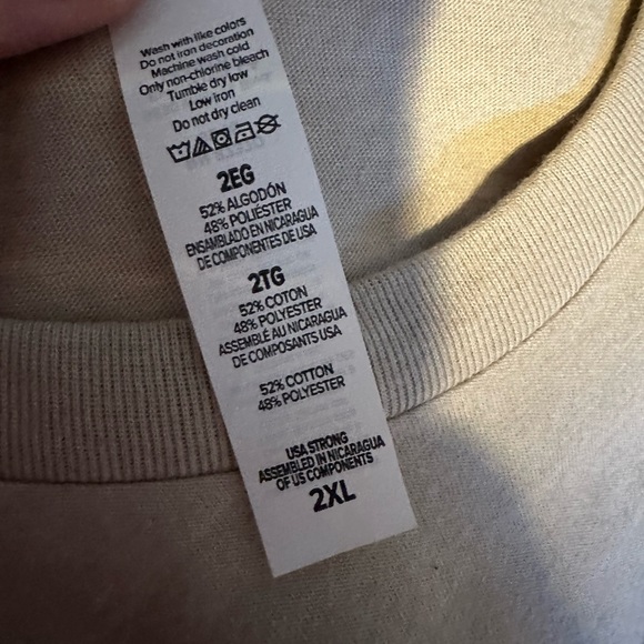 Custom tee - Picture 3 of 6